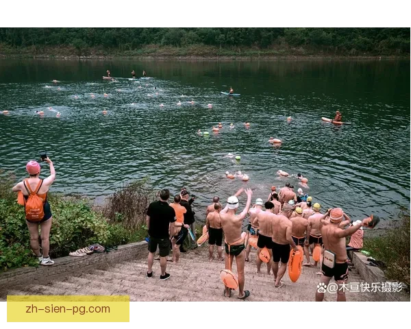 全民游泳狂欢节:激情角逐、快乐畅游 全民游泳狂欢节:激情角逐、快乐畅游