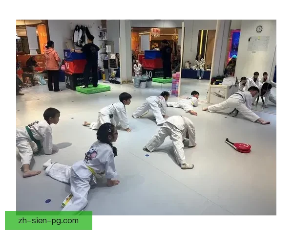 学习柔道的基本姿势和动作步骤 学习柔道的基本姿势和动作步骤