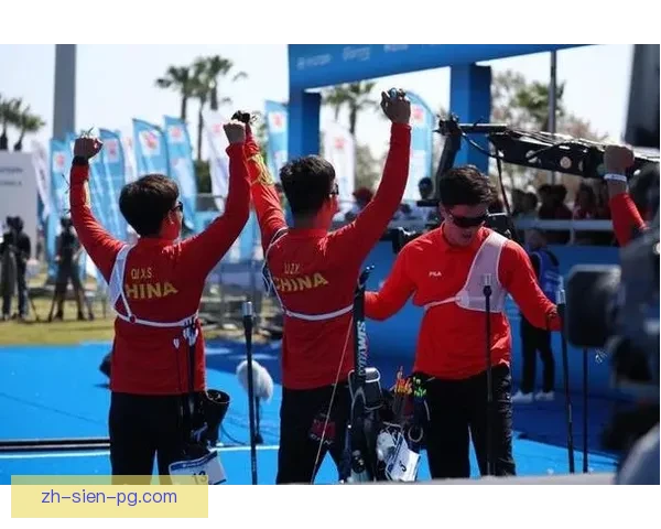 射箭杯赛：瞄准冠军的箭手们